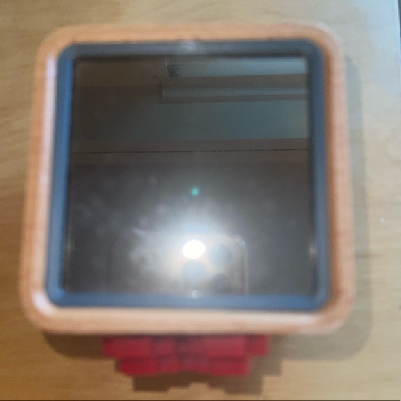 Hi I am selling this love box for cheaper than I bought it! <3 - Picture 5 of 8